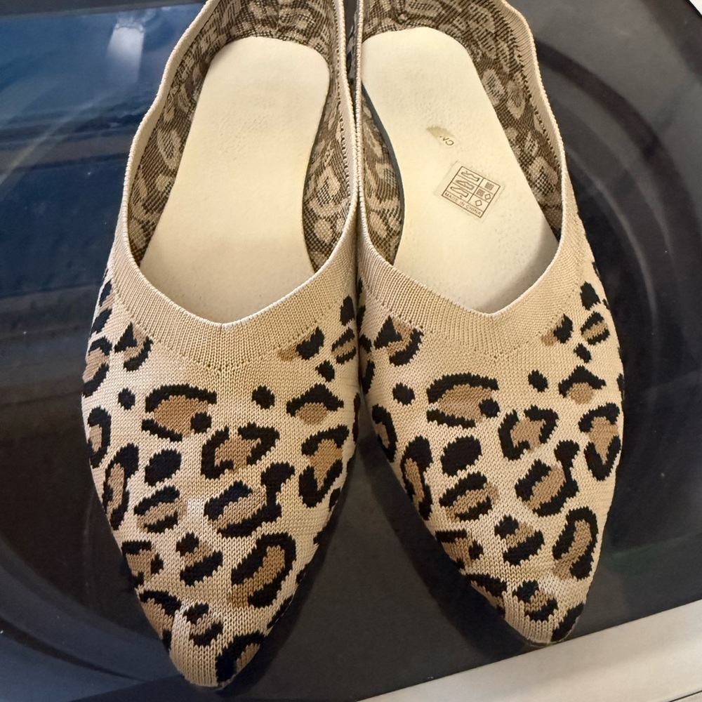 Leopard Print‎ Women's Flats